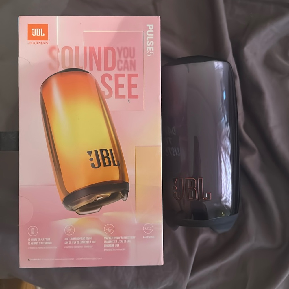 JBL PULSE 5 speaker
